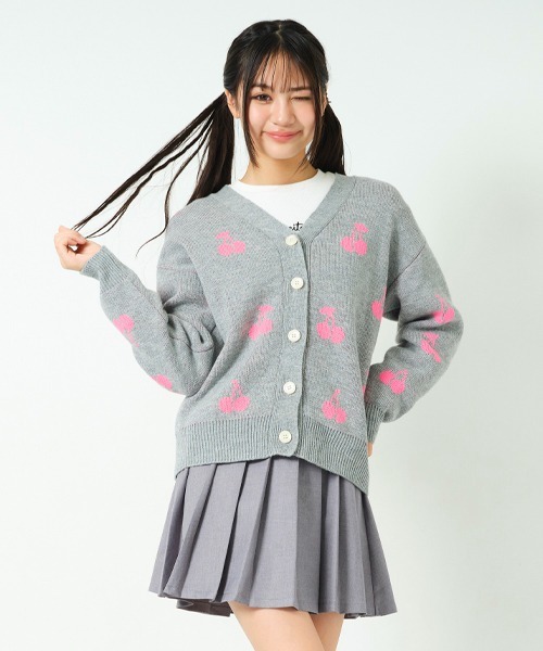by LOVEiT（バイラビット）の「チェリー柄カーディガン（カーディガン/ボレロ・キッズ・ブルー/ブラック/グレー/ピンク・150cm/160cm/140cm/120cm/130cm）」の11枚目の写真