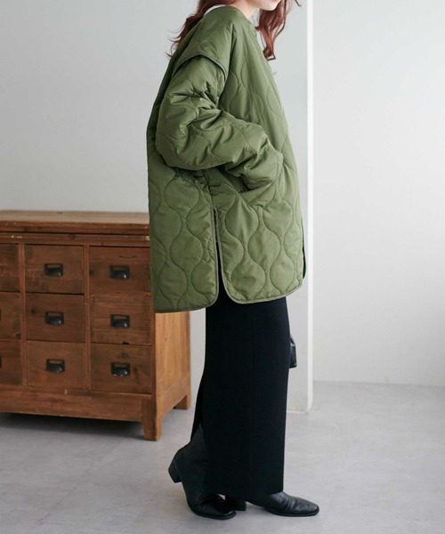 DISCOAT（ディスコート）の「【WEB限定】袖取り外し2WAYキルトジャケット（ブルゾン・レディース・アイボリー/ブラック/カーキ・MEDIUM）」の9枚目の写真