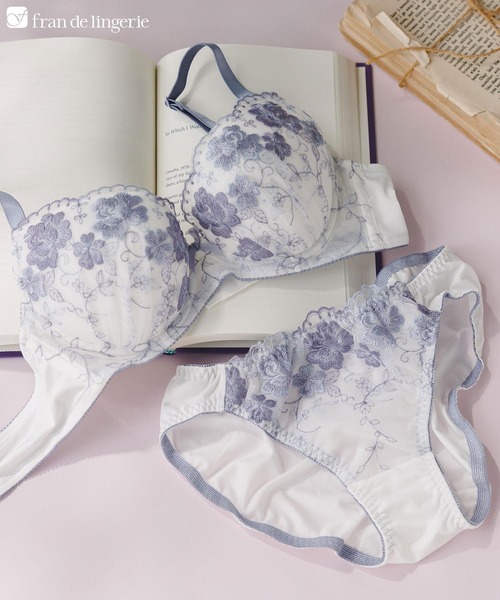 fran de lingerie（フランデランジェリー）の「刺繍レースの