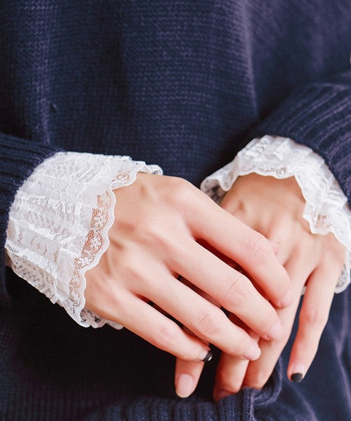 Felt-Maglietta(フェルトマリエッタ)の「フリルレース付け袖(アームカバー・レディース・ホワイト・FREE)」の3枚目の写真