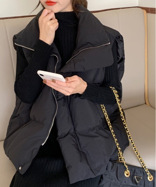 kirakiraShop(キラキラショップ)の「スタンドネック 中綿 ベスト(ダウンベスト・レディース・ブラック/ホワイト・S/M/L/XL)」の2枚目の写真