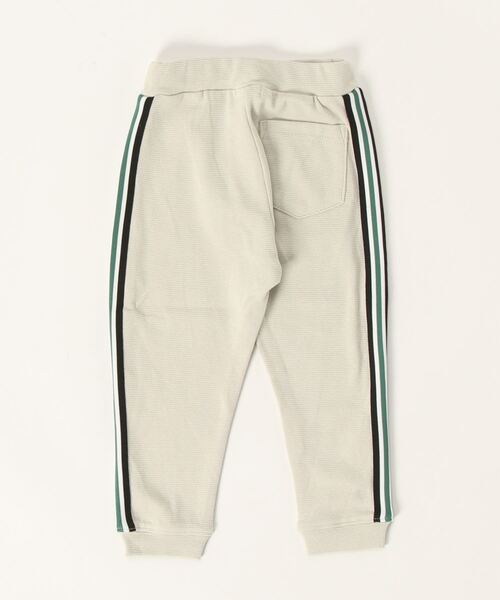 b・ROOM（ビールーム）の「【エニウェアシリーズ】サイドラインテーパードパンツ（その他パンツ・キッズ・モスグリーン/ベージュ/シルバーグレー/ダークパープル/ブラック/グレイッシュブルー・130cm/110cm/100cm/140cm/120cm）」の8枚目の写真