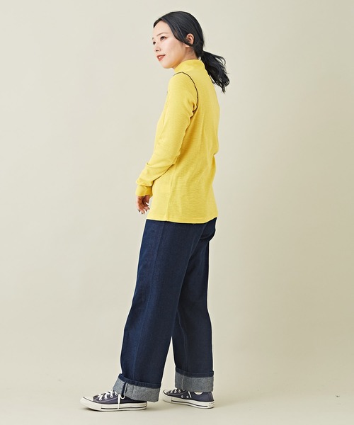 CUBE SUGAR（キューブシュガー）の「リブ配色メロウステッチタートルネックプルオーバー（Tシャツ/カットソー・レディース・イエロー/グリーン/ブラック/モカ・M）」の18枚目の写真