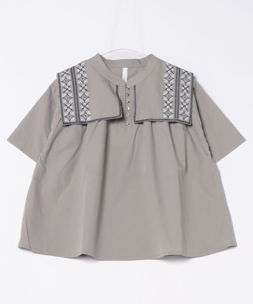 美品 KELEN フラップデザインブラウス FURE ケープ ゆったり 美品 KELEN フラップデザインブラウス FURE ケープ ゆったり
