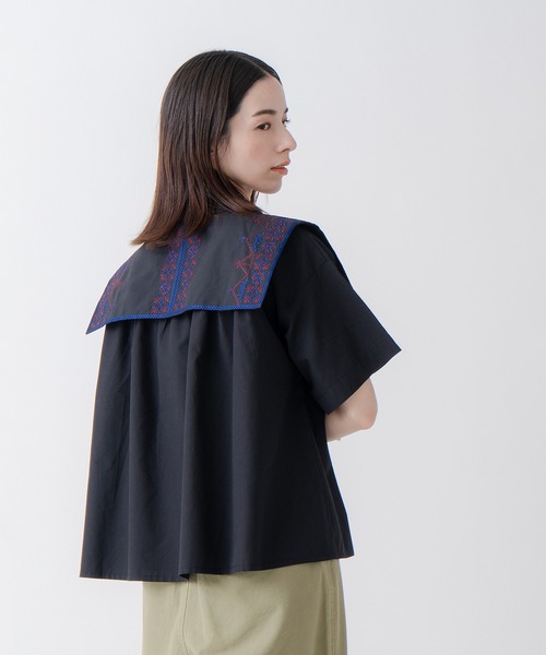Kelen（ケレン）の「「KELEN/ケレン」刺繍フラップデザイン