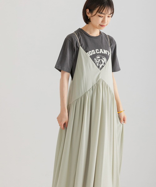 URBAN RESEARCH（アーバンリサーチ）の「Vネックギャザーキャミワンピース（ワンピース・レディース・グリーン系その他/ブラック/ベージュ系その他・FREE）」の6枚目の写真