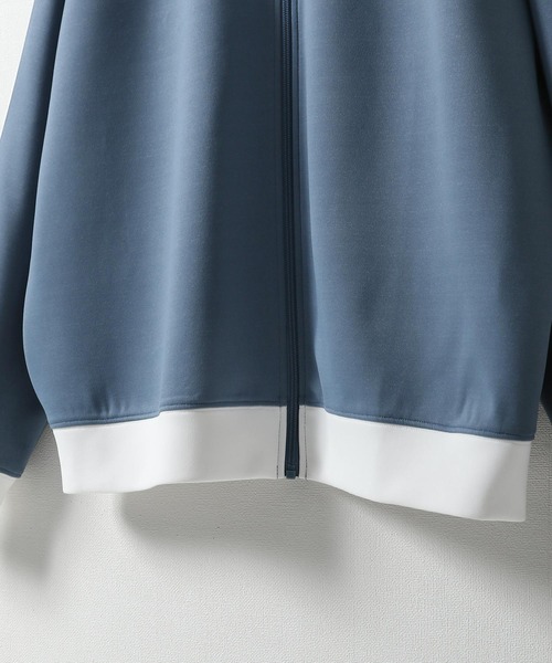 ZIP FIVE（ジップファイブ）の「【ZIP FIVE】 袖サイドライン ワンポイント 刺繍 長袖 トラックジャケット / ジャージ（ジャージ・メンズ・ホワイト/ブルー/ブラック/ベージュ・MEDIUM/LARGE）」の20枚目の写真