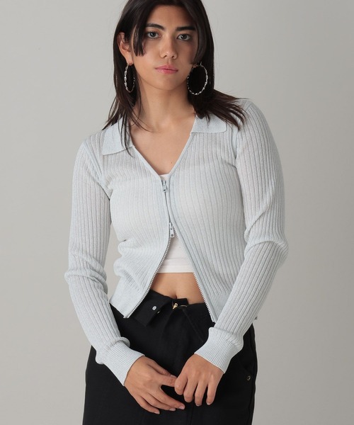FOREVER 21(フォーエバー トゥエンティーワン)の「【2024SS】ラメシアー襟付きジップニット(ニット/セーター・レディース・ブラック/ホワイト/グリーン・SMALL/MEDIUM)」の2枚目の写真