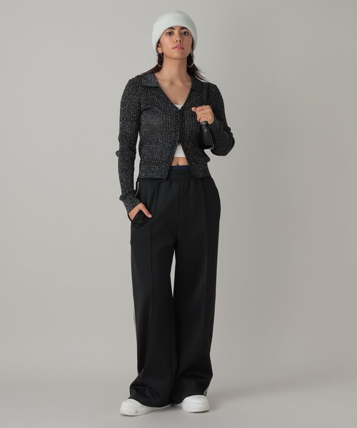 FOREVER 21(フォーエバー トゥエンティーワン)の「【2024SS】ラメシアー襟付きジップニット(ニット/セーター・レディース・ブラック/ホワイト/グリーン・SMALL/MEDIUM)」の21枚目の写真