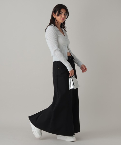 FOREVER 21(フォーエバー トゥエンティーワン)の「【2024SS】ラメシアー襟付きジップニット(ニット/セーター・レディース・ブラック/ホワイト/グリーン・SMALL/MEDIUM)」の14枚目の写真