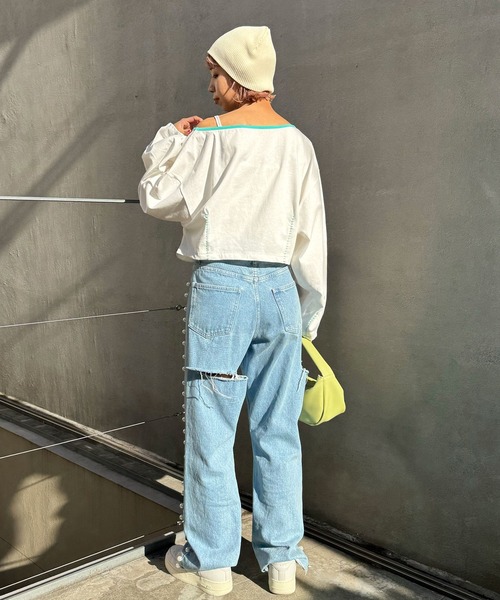 HELLO.SANFRANCISCO（ハローサンフランシスコ）の「【HELLO.SANFRANCISCO/ハローサンフランシスコ】ステッチ刺繍オフショルクロップドTEE（Tシャツ/カットソー・レディース・グレー/オフホワイト/ライム・FREE）」の12枚目の写真