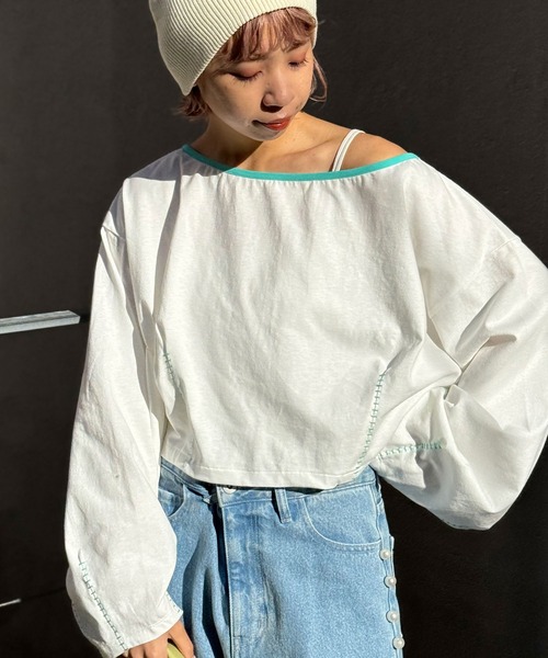 HELLO.SANFRANCISCO（ハローサンフランシスコ）の「【HELLO.SANFRANCISCO/ハローサンフランシスコ】ステッチ刺繍オフショルクロップドTEE（Tシャツ/カットソー・レディース・グレー/オフホワイト/ライム・FREE）」の8枚目の写真