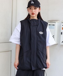 SPINNS | 【ユニセックスで着用可能】ERRORロゴ ナイロンジップベスト(ベスト)