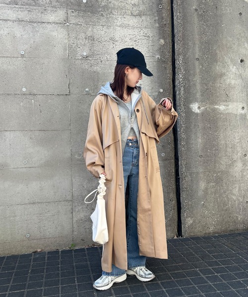 ISOOK(アイスー)の「【ISOOK / アイスー】2WAYギャザーハンドルバッグ / スクエアバッグ リボンバッグ ワンハンドル 大容量 ペットボトルが入る キレイめ ショルダーバッグ ZOZOTOWN限定(ショルダーバッグ・レディース・アイボリー/ブラック・FREE)」の14枚目の写真