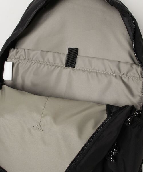 Columbia(コロンビア)の「コロンビア パナシーア25Lバックパック(バックパック/リュック・メンズ・その他・ONE SIZE)」の4枚目の写真
