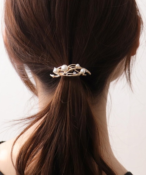Three Four Time(スリーフォータイム)の「パールメタルラインヘアカフ【結婚式/パーティ/フォーマル/デイリー】(ヘアゴム・レディース・ゴールド/ピンクゴールド・FREE)」の6枚目の写真