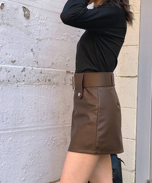 NANEA（ナネア）の「ビッグベルトスリムスカート　インナーパンツ付き（スカート・レディース・ブラック/ブラウン・SMALL/MEDIUM/LARGE/X-LARGE）」の10枚目の写真
