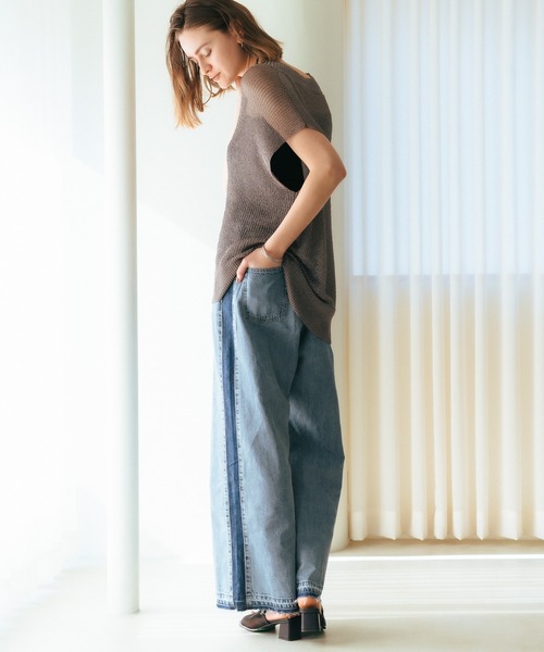 Editt by YECCA VECCA(エディットバイイェッカヴェッカ)の「配色ライン綿麻バギーデニムパンツ(デニムパンツ・レディース・ライトインディゴブルー・S/M)」の1枚目の写真