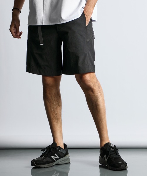 The DUFFER of ST.GEORGE(ザダファーオブセントジョージ)の「〔BLACK LABEL〕MINOTEC RIPSTOP ACTIVE SHORT:機能素材 セットアップ アクティブショートパンツ(その他パンツ・メンズ・ブラック・X-LARGE/LARGE/MEDIUM/SMALL)」の1枚目の写真