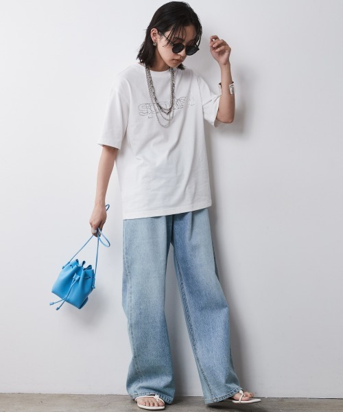CHIC STYLE(シックスタイル)の「<大きいサイズ>綿100%箔ロゴプリントTシャツ シックスタイル(Tシャツ/カットソー・レディース・ブラック/オフホワイト・4L/3L/LL/L/5L)」の17枚目の写真