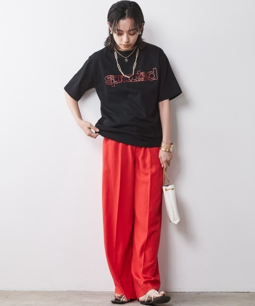 CHIC STYLE(シックスタイル)の「<大きいサイズ>綿100%箔ロゴプリントTシャツ シックスタイル(Tシャツ/カットソー・レディース・ブラック/オフホワイト・4L/3L/LL/L/5L)」の4枚目の写真
