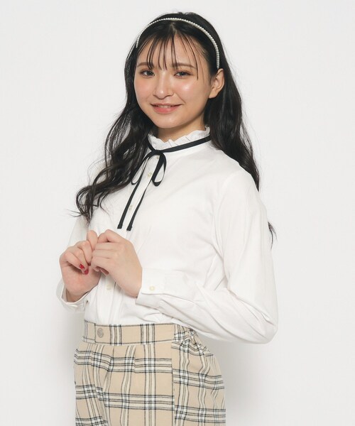 PINK-latte（ピンクラテ）の「リボンタイ付きフリル襟ブラウス（シャツ