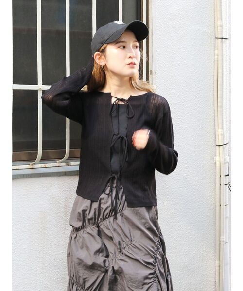 Ungrid(アングリッド)の「2Wayリボンニットカーデ(カーディガン/ボレロ・レディース・アイボリー/ブラック/グリーン系その他・FREE)」の3枚目の写真