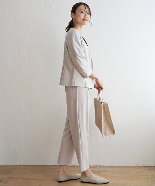 IKKA LOUNGE（イッカラウンジ）の「【洗濯機で洗える／セットアップ対応】GOKU楽ツイルストレッチジャケット（テーラードジャケット・レディース・ネイビー/ライトグレー・M/L/S）」の13枚目の写真