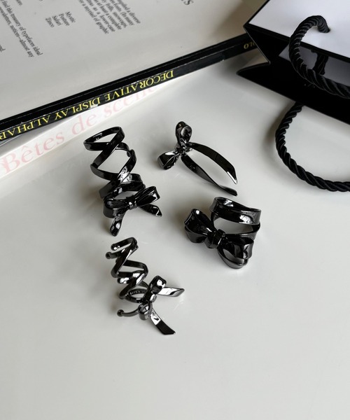 LOVE BY e.m. （ラブバイイーエム）の「リボンレースアップリング/レディース/バレエコア（リング・レディース・シルバー/ブラック/ゴールド/ピンク系その他/アンティークシルバー/アンティークゴールド・LL/L/M）」の9枚目の写真