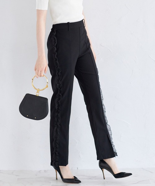 tocco closet(トッコ クローゼット)の「【ZOZO限定】サイドオーガンジーフリルパンツ(デニムパンツ・レディース・ブラック/サックスブルー・M)」の2枚目の写真