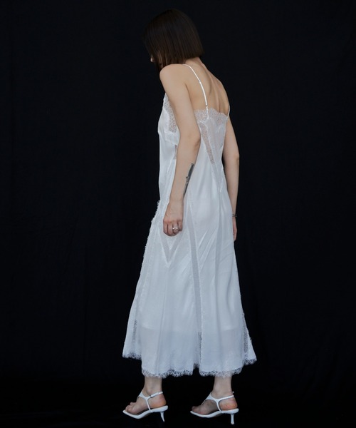 JOSE MOON(ジョゼムーン)の「LACE TRIMMED CAMISOLE DRESS/レーストリムドキャミソールドレス(ワンピース・レディース・ブラック/ホワイト・FREE)」の17枚目の写真