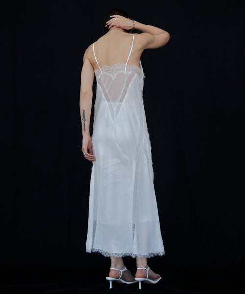 JOSE MOON(ジョゼムーン)の「LACE TRIMMED CAMISOLE DRESS/レーストリムドキャミソールドレス(ワンピース・レディース・ブラック/ホワイト・FREE)」の18枚目の写真