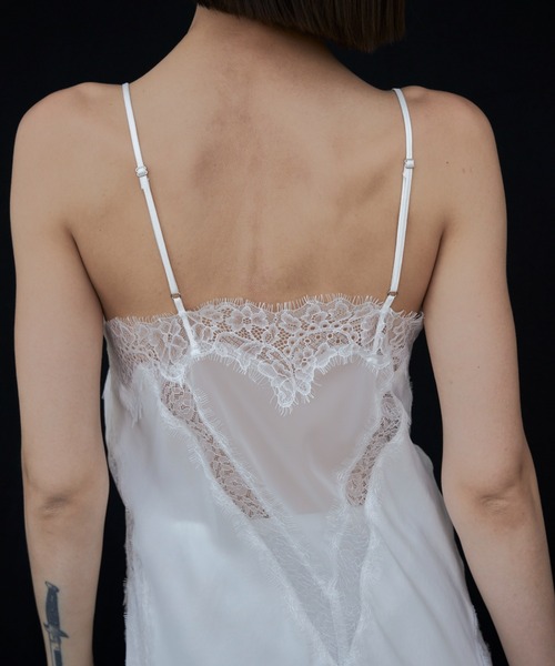 JOSE MOON(ジョゼムーン)の「LACE TRIMMED CAMISOLE DRESS/レーストリムドキャミソールドレス(ワンピース・レディース・ブラック/ホワイト・FREE)」の15枚目の写真