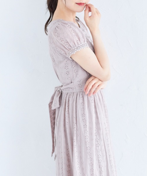 【新品未使用タグ付】りぼん付きコットンフラワー刺繍レースワンピース りぼん付きコットンフラワー刺繍レースワンピース（ワンピース