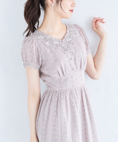 りぼん付きコットンフラワー刺繍レースワンピース（ワンピース