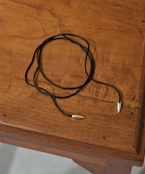 Lemme.（レム）の「【2.718×Lemme.】コードチョーカー（リング・レディース・ボルドー/ブラック・FREE）」の2枚目の写真