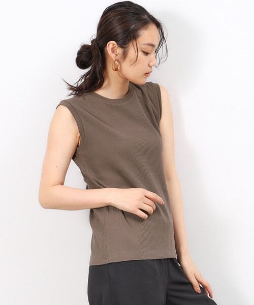 OPAQUE.CLIP(オペークドットクリップ)の「◆《Oggi掲載》リブノースリーブカットソー【洗濯機洗い可】(Tシャツ/カットソー・レディース・ブラウン系3/ブラウン系その他/ブラック/ホワイト・40/38)」の7枚目の写真