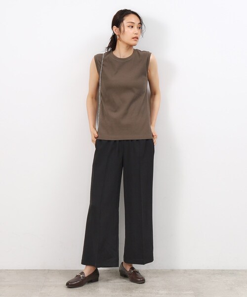 OPAQUE.CLIP(オペークドットクリップ)の「◆《Oggi掲載》リブノースリーブカットソー【洗濯機洗い可】(Tシャツ/カットソー・レディース・ブラウン系3/ブラウン系その他/ブラック/ホワイト・40/38)」の6枚目の写真