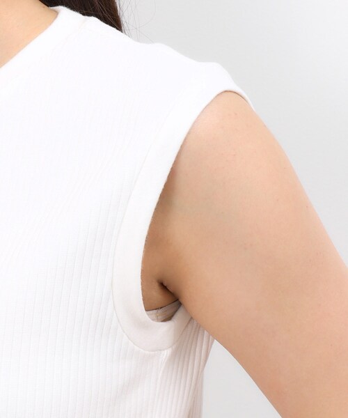 OPAQUE.CLIP(オペークドットクリップ)の「◆《Oggi掲載》リブノースリーブカットソー【洗濯機洗い可】(Tシャツ/カットソー・レディース・ブラウン系3/ブラウン系その他/ブラック/ホワイト・40/38)」の15枚目の写真