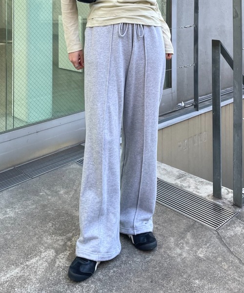 COLONY 2139(コロニートゥーワンスリーナイン)の「WEB・一部店舗限定 / ドロストスウェットパンツ(スウェットパンツ・レディース・アイボリー/ブラック/チャコールグレー/グレー・FREE)」の4枚目の写真