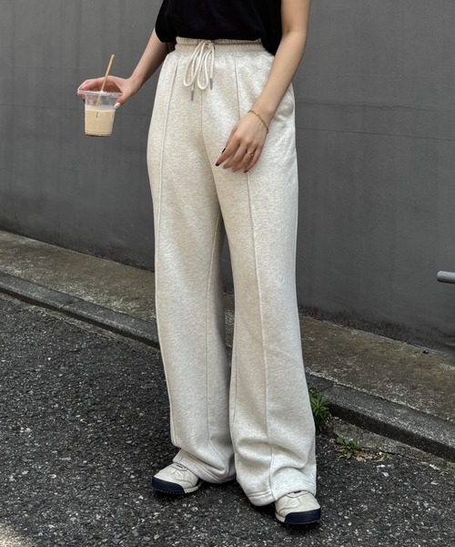 COLONY 2139(コロニートゥーワンスリーナイン)の「WEB・一部店舗限定 / ドロストスウェットパンツ(スウェットパンツ・レディース・アイボリー/ブラック/チャコールグレー/グレー・FREE)」の17枚目の写真