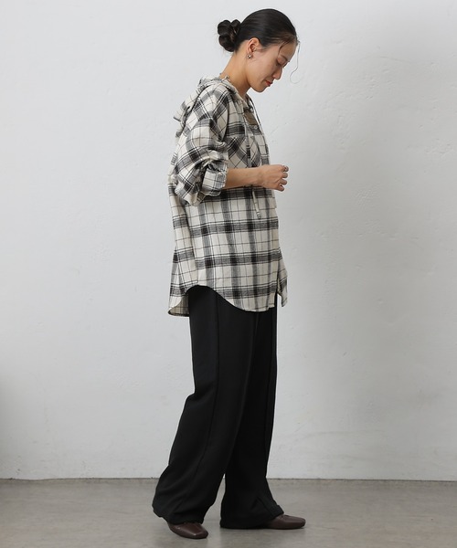 COLONY 2139(コロニートゥーワンスリーナイン)の「WEB・一部店舗限定 / ドロストスウェットパンツ(スウェットパンツ・レディース・アイボリー/ブラック/チャコールグレー/グレー・FREE)」の18枚目の写真