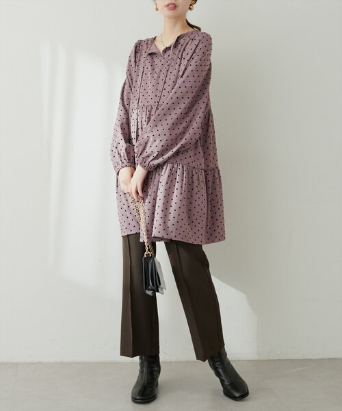 natural couture（ナチュラルクチュール）の「【WEB限定】フロッキードットティアードチュニック（シャツ/ブラウス・レディース・モカ/グレー/ライトベージュ/ブラック・FREE）」の18枚目の写真