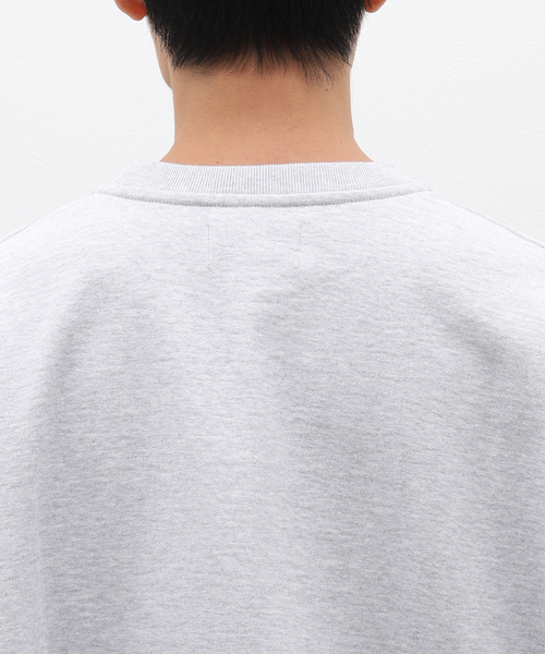 markaware(マーカウェア)の「MARKAWARE (マーカウェア) HUGE SWEAT A24C09CS01C(Tシャツ/カットソー・メンズ・パープル/ライトグレー/ブラック・2/1)」の9枚目の写真