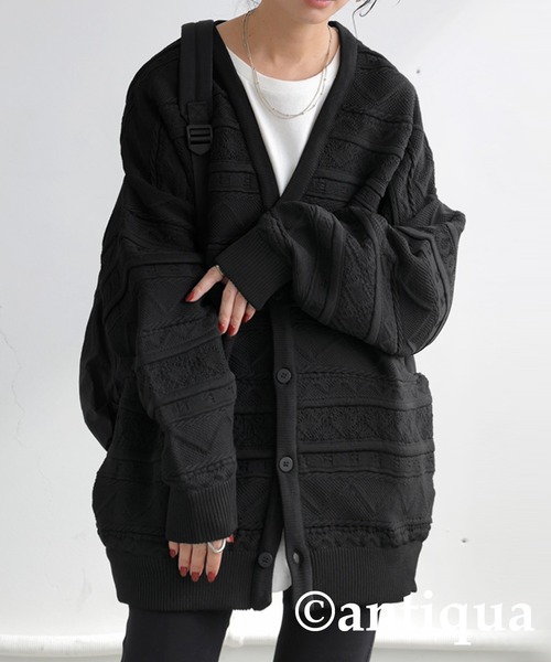 antiqua（アンティカ）の「3Dジャガードニットカーディガン（ニット/セーター・レディース・ブルー/ブラック/ベージュ/グリーン/レッド・ONESIZE）」の2枚目の写真