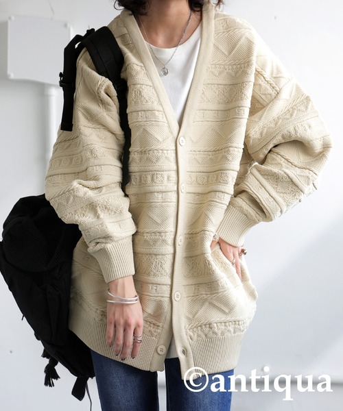 antiqua（アンティカ）の「3Dジャガードニットカーディガン（ニット/セーター・レディース・ブルー/ブラック/ベージュ/グリーン/レッド・ONESIZE）」の16枚目の写真
