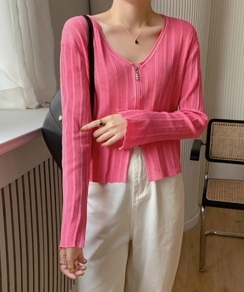 Doux Belle(ドゥーベル)の「ショート丈リブトップス(Tシャツ/カットソー・レディース・ブラック/オフホワイト/ブルー/レッド系その他2・FREE)」の9枚目の写真