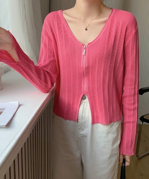 Doux Belle(ドゥーベル)の「ショート丈リブトップス(Tシャツ/カットソー・レディース・ブラック/オフホワイト/ブルー/レッド系その他2・FREE)」の10枚目の写真