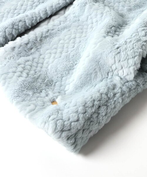 Seraph（セラフ）の「リバーシブルファーベスト_ジュニア（ダウンベスト・キッズ・アイボリー/サックスブルー/ブラウン・150/160）」の14枚目の写真