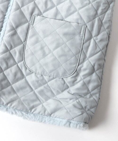 Seraph（セラフ）の「リバーシブルファーベスト_ジュニア（ダウンベスト・キッズ・アイボリー/サックスブルー/ブラウン・150/160）」の18枚目の写真